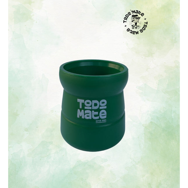 MATE VERDE PLÁSTICO CON BOMBILLA